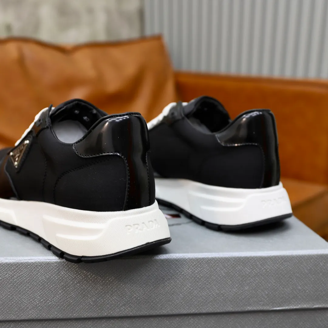 Men's shoes 💰600💰🙅‍♂️🙅‍♂️🙅‍♂️ [PRADA] Prada - High-end quality original order - Upper: Nappa calfskin, tumbled calfskin spliced stretch cloth surface, tongue high frequency brand logo - Lining: water-dyed cowhide - Outsole: ultra-light TPU foam rubber; two-color molded outsole -Ultra-high quality control and fine workmanship: outstanding (high-end, extravagance, grade) -Size: 38-44 (45 can be customized)